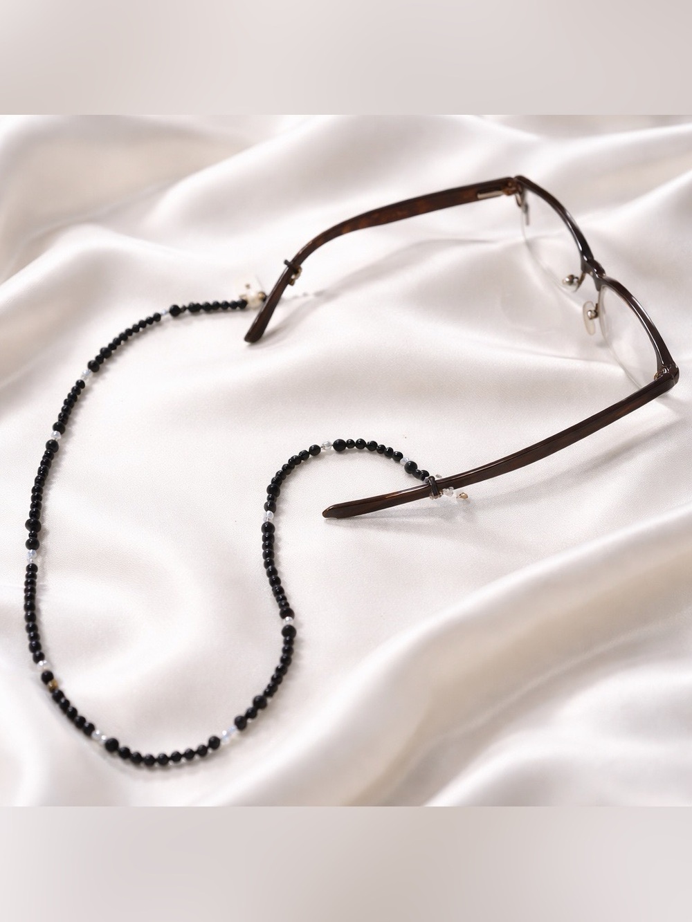 Onyx & Swarovski eyeglass necklace, NWT Great Gift